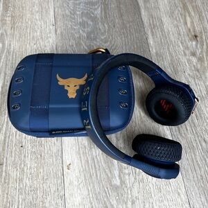 Under Armour Over The Rar Headphones (The Rock Edition)